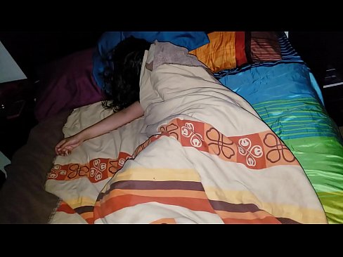 ❤️ Stepson berating a sua jovem madrasta enquanto ela dorme. ❤ Porno russo em pt.sex-porntube.ru